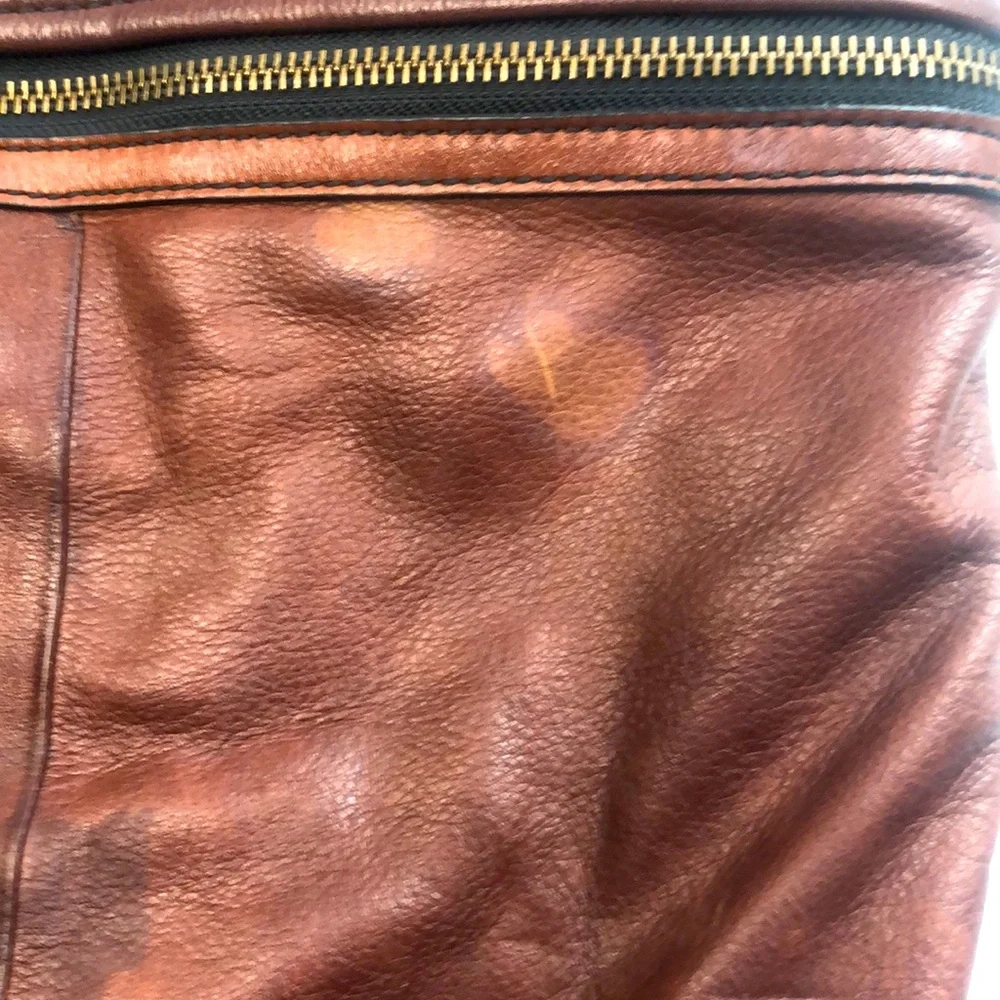 Fossil Women’s Long Live Vintage Leather Explorer Hobo Bag Dark Brown - Picture 6 of 16